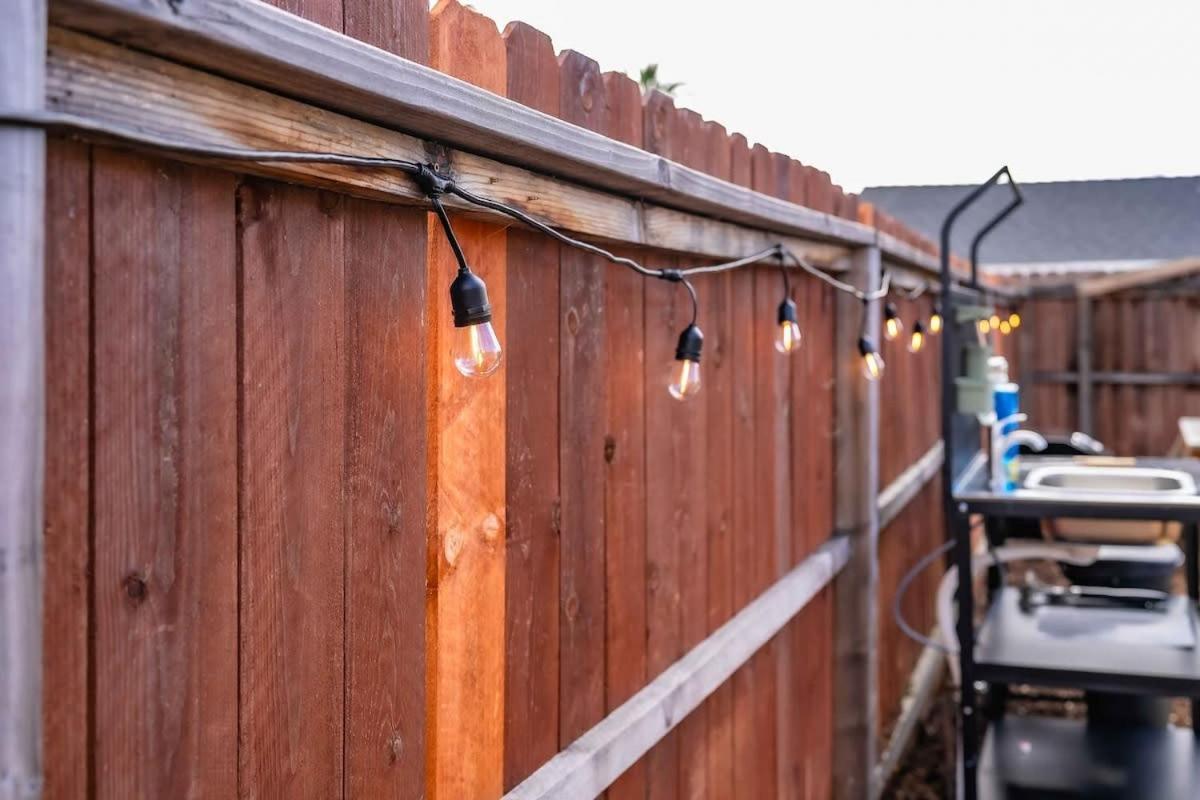 Glamping In The Urban Hotel Glendora Exterior photo
